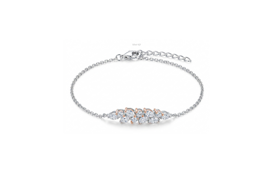 Sleek chain bracelet