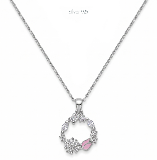 Minimal Circle Silver pendant with crystal stones