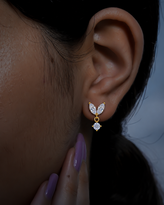 Minimal leaf-shaped studs