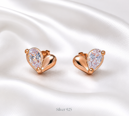 Minimal heart-shaped stud