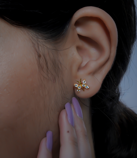 Minimal butterfly stud