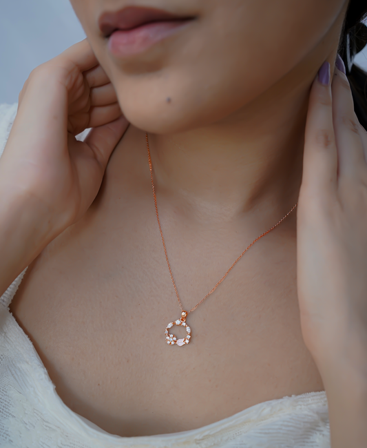 Minimal circle pendant with mixed crystal stones